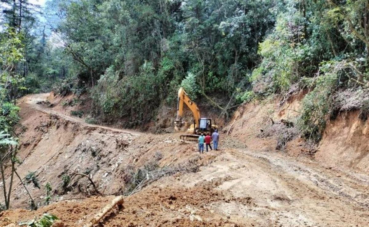 Lluvias dejan deslaves en la Cuenca y 8 comunidades incomunicadas en la Sierra Norte de Oaxaca. Foto: Especial