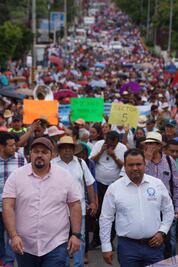 Magisterio oaxaqueño alista protesta contra  diputados en CDMX