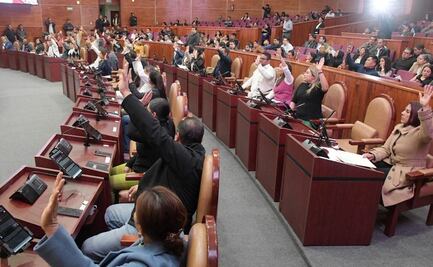 A iniciativa de Jara, Congreso de Oaxaca aprueba despido de mil 344 trabajadores administrativos