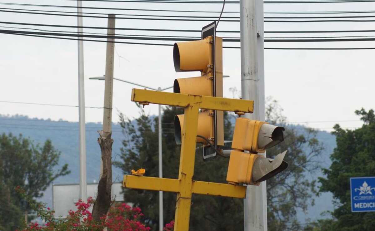 Detienen a otros dos exfuncionarios por presunta corrupción en Sinfra en sexenio de Murat; suman 4