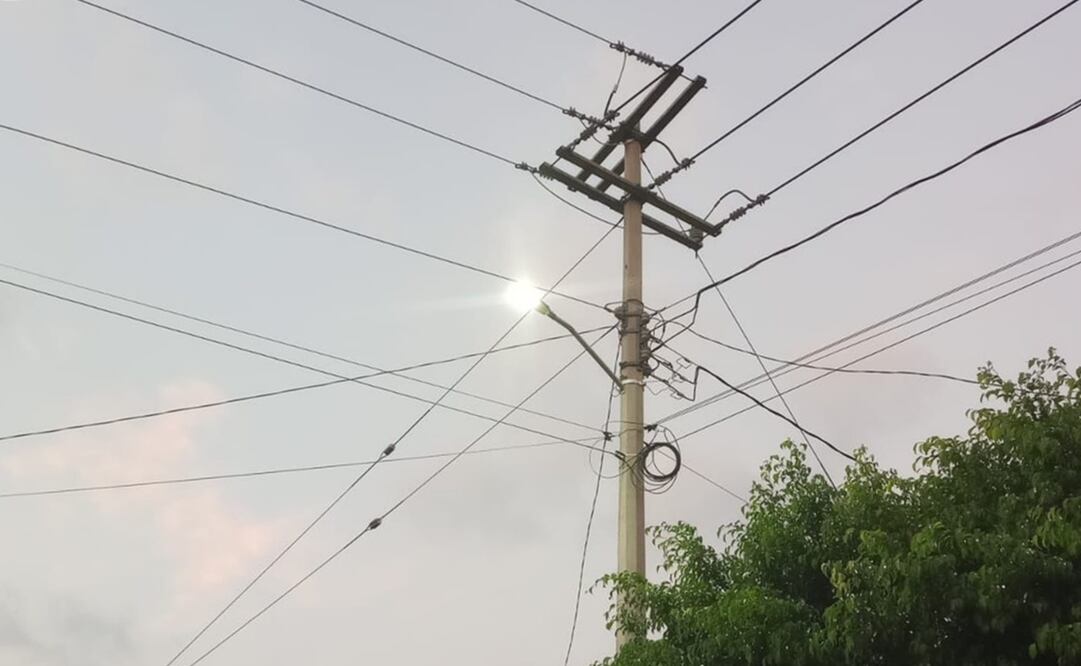 Reconectan servicio eléctrico en comunidades de Los Chimalapas. Foto: Especial