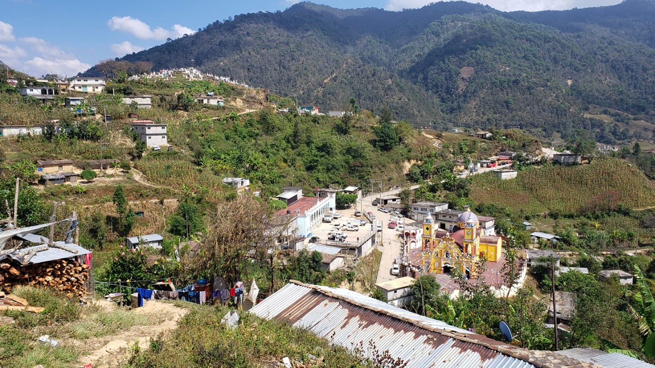 Tras acuerdo, pobladores de Coicoyán de las Flores, Oaxaca, liberan a 12 trabajadores de CFE