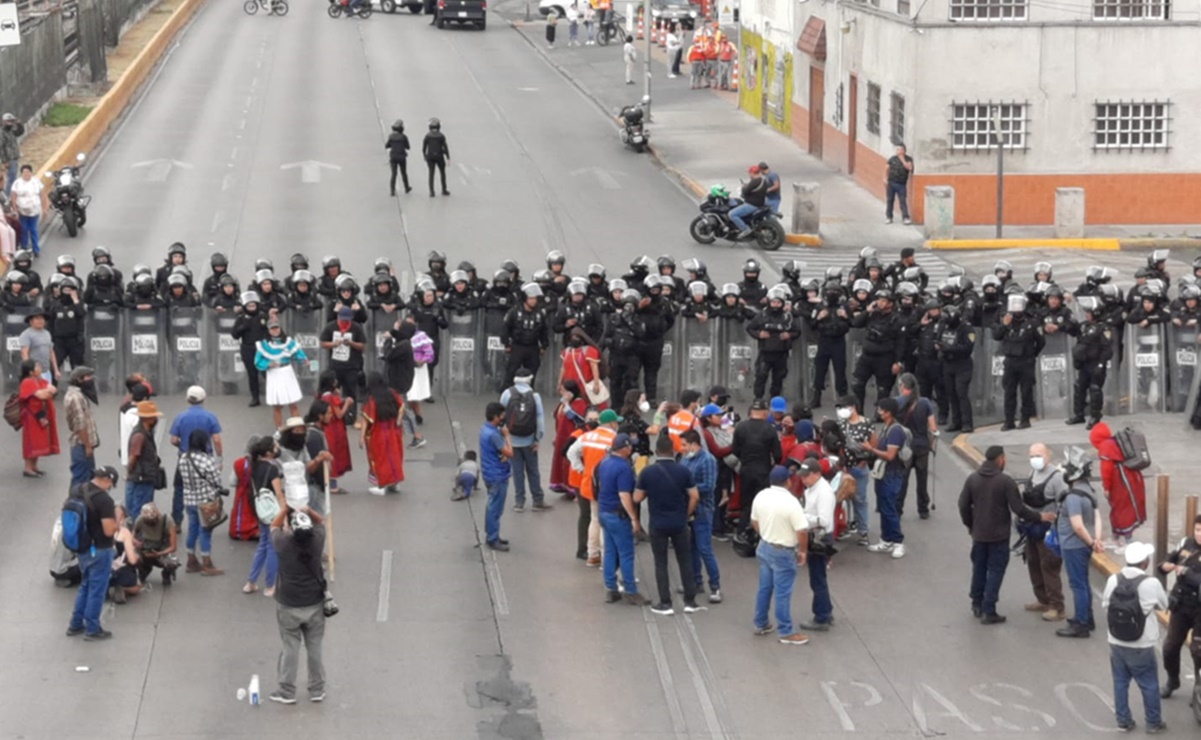 Familias triquis de Oaxaca que bloqueaban en CDMX acusan que están “secuestrados” en albergue