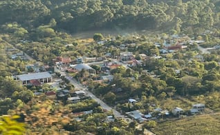 Comunidad de Itundujia, Oaxaca, suspende pagos a la CFE en protesta por constantes fallas en el servicio