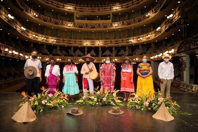 Sanadoras, parteras, músicos y danzantes. Conoce a los Tesoros Humanos Vivos de Oaxaca 2021
