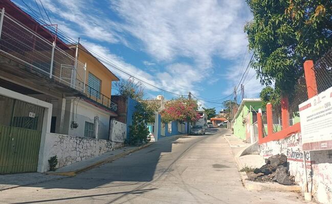 Habitantes de Salina Cruz denuncian falta de agua potable y cobros ilegales para conectarse a la red pública