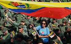 Trump inicia extracción del petróleo de Venezuela; “yo controlaré el dinero”, dice