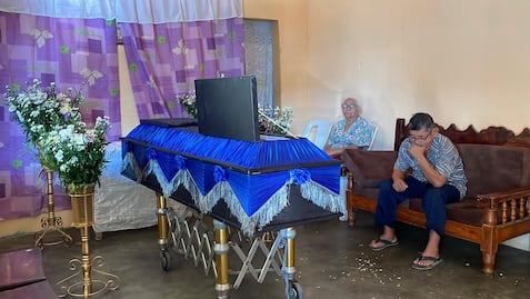 Dolor y luto en Comitancillo por muerte de niña y su abuela en descarrilamiento del Tren Interoceánico  