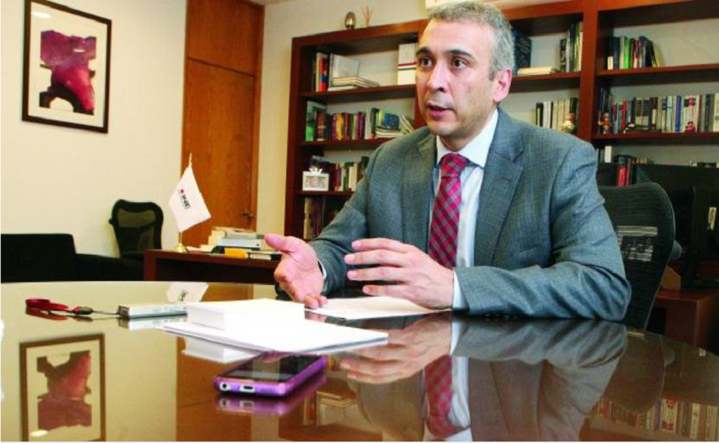 Van mil 275 demandas de amparo presentadas por ley de recorte salarial