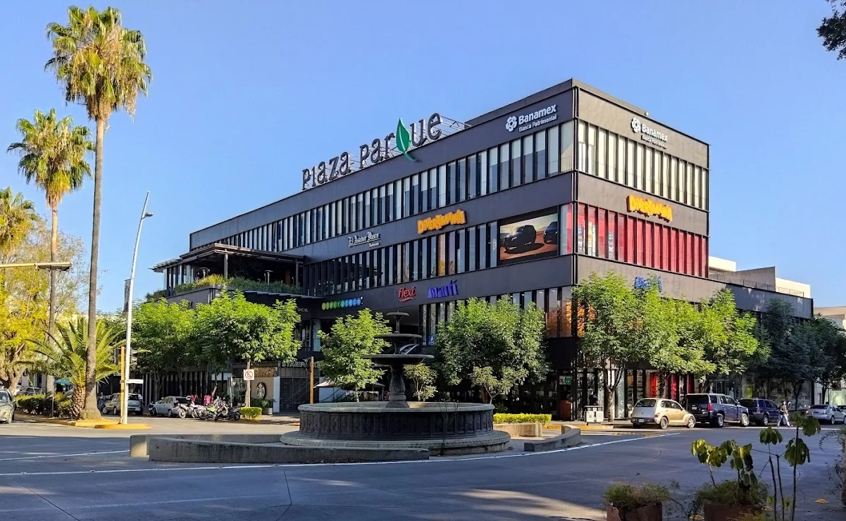 ¿Cuál es el centro comercial más exclusivo de Oaxaca? Plaza del Parque Oaxaca. Foto: Juan Mnedoza