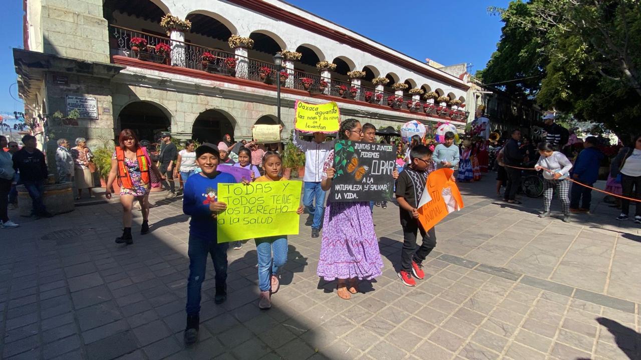En Día de las “Reinas Magas” piden combatir obesidad infantil y cancelar concesiones mineras en Oaxaca