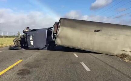 En 24 horas, vientos de más de 90 km/h vuelcan 3 tráileres en el Istmo de Oaxaca