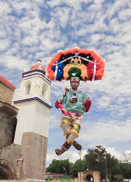 Foto: FB@Danza de la Pluma de San Bartolo Coyotepec, Zaapeche