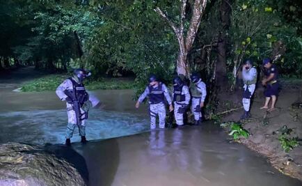 Lluvias dejan incomunicada a localidad de Pochutla; sigue búsqueda de un desaparecido