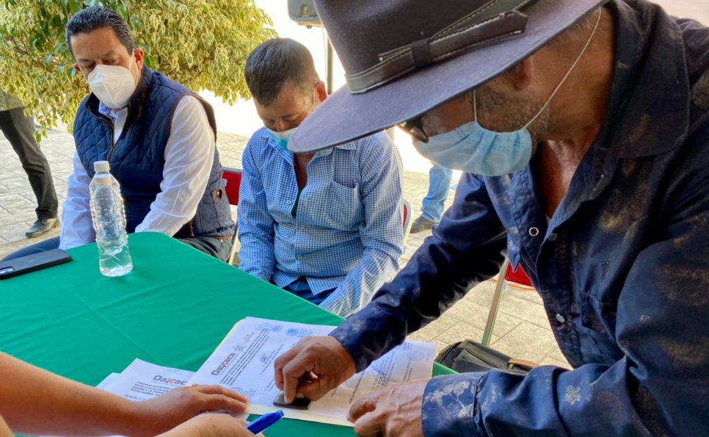 Firman San Pedro Taviche y San Jerónimo Taviche convenio que pone fin a 80 años de conflicto