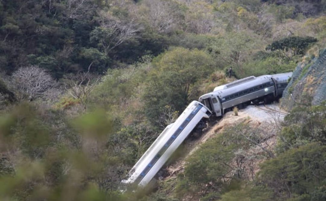 El descarrilamiento del tren Interoceánico dejó una decena de muertos y más de un centenar de heridos. Foto: Edwin Hernández EL UNIVERSAL