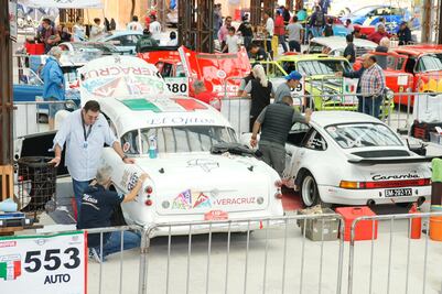 Cambian ruta de Carrera Panamericana por bloqueo de habitantes de Tlacolula