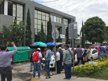 Por separado, IEEPO y S-22 determinan suspender clases