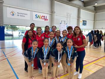 Niñas gimnastas de Oaxaca se coronan en el Torneo Internacional Emotion Week en España