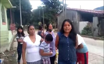 Denuncian 25 madres de familia expulsión de programa de apoyo alimentario en Los Chimalapas