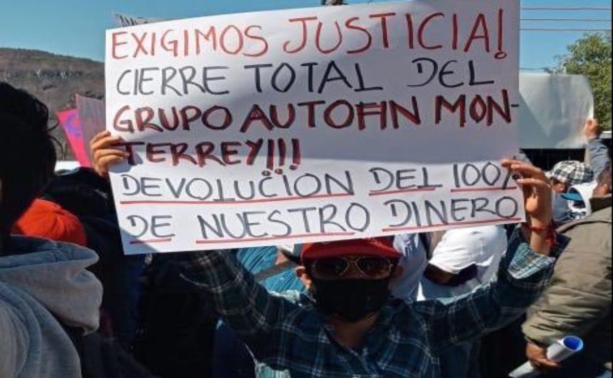 Acusan 70 oaxaqueños que fueron defraudados por empresa de financiamientos con sede en Monterrey