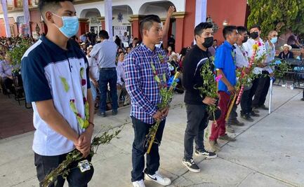 Proponen reconocer en la Constitución de Oaxaca el sistema de cargos en comunidades indígenas