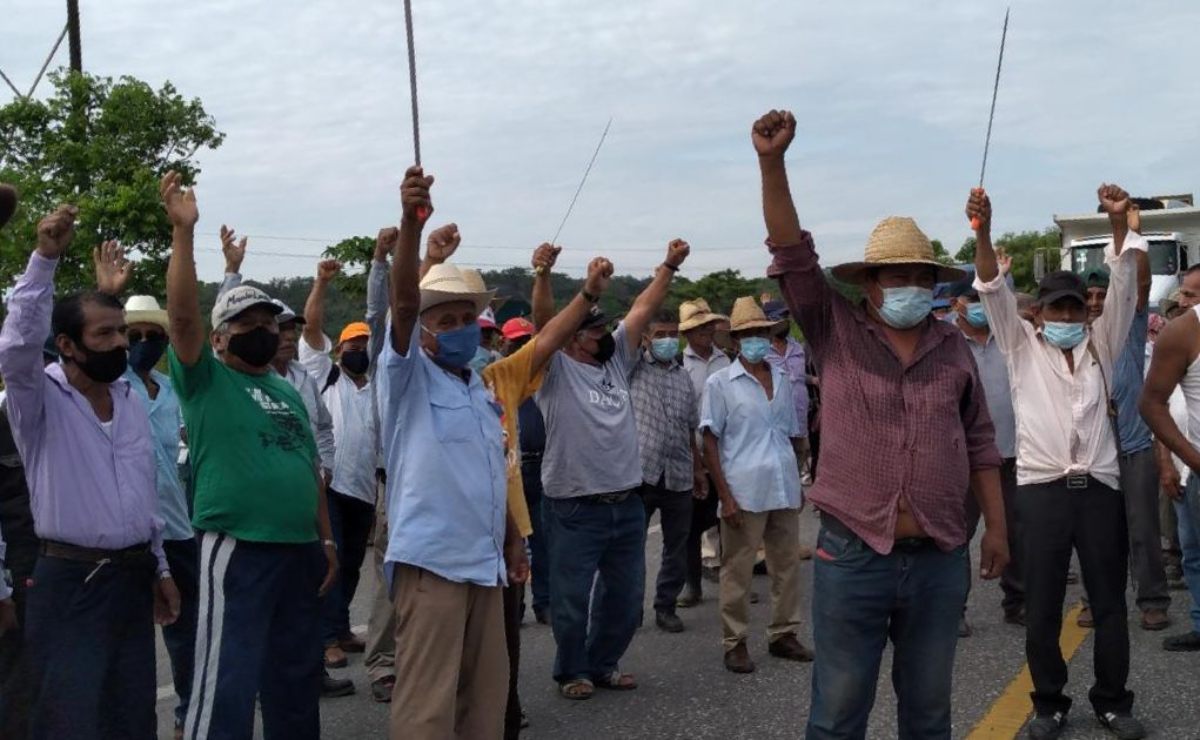 Al menos 450 campesinos indígenas exigen atención del gobierno e información sobre impacto del Transístmico