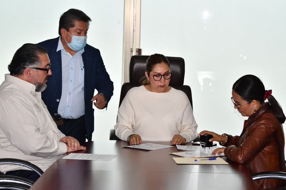 Acepta Congreso de Oaxaca la renuncia de Arturo Peimbert a la fiscalía del estado. Foto: Especial