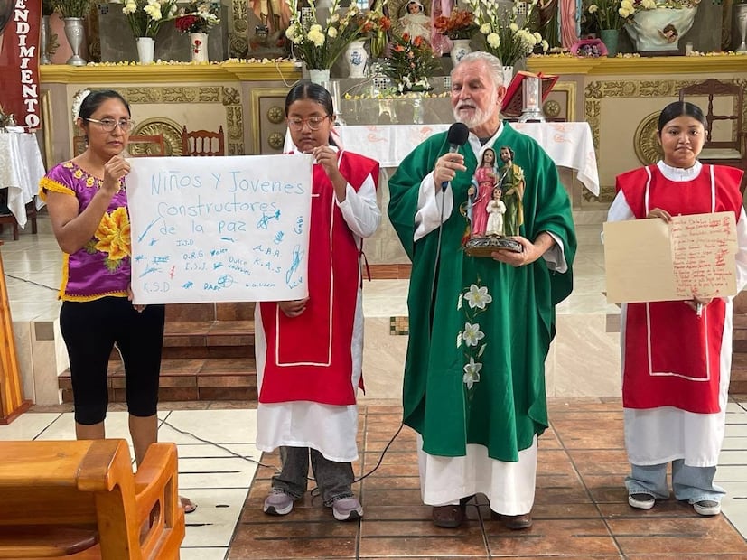 "Misas por la paz" en Juchitán, Oaxaca. Foto: Especial.