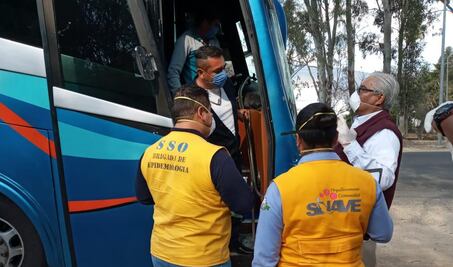 Aislan a 160 jornaleros que volvieron de Monterrey a Xadani por riesgo de coronavirus