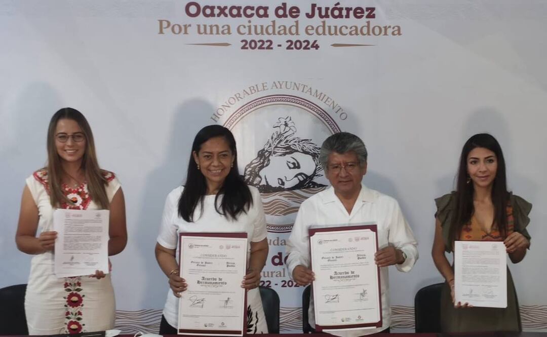 El municipio también firmó un Convenio de Colaboración con Los Cabos, Baja California Sur, en el salón Expresidentes, del municipio capitalino. Foto: Mario Arturo Martínez