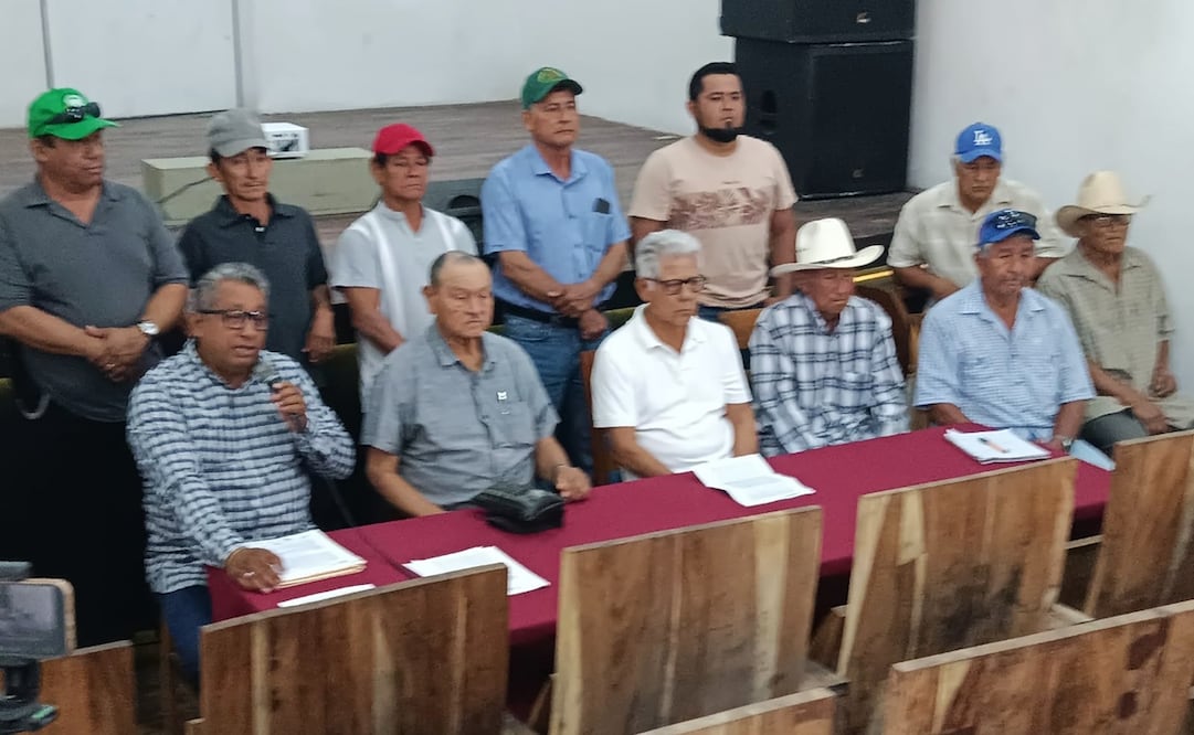 Autoridades de Chicapa de Castro, Oaxaca, piden avances en la resolución. Foto: Cortesía