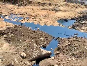 Se registra fuga de combustóleo en la refinería de Salina Cruz; vecinos denuncian que el derrame lleva dos días 