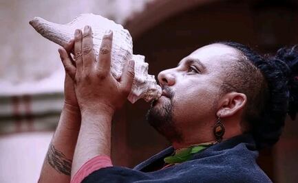 Artista que musicalizó entrega de Bastón de Mando a AMLO pide obra "de regreso" tras concierto de Grupo Firme