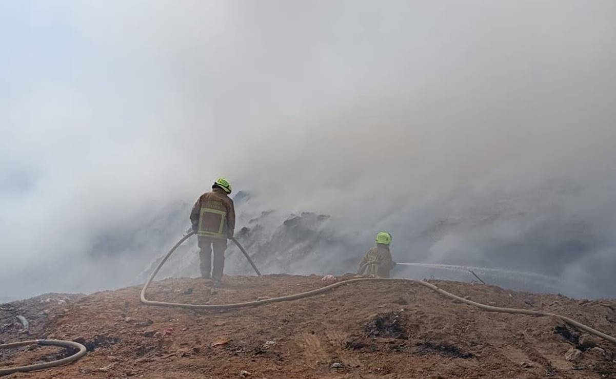 Suspenden clases en Atzompa, Oaxaca, a causa de incendio en basurero; alertan por humo tóxico