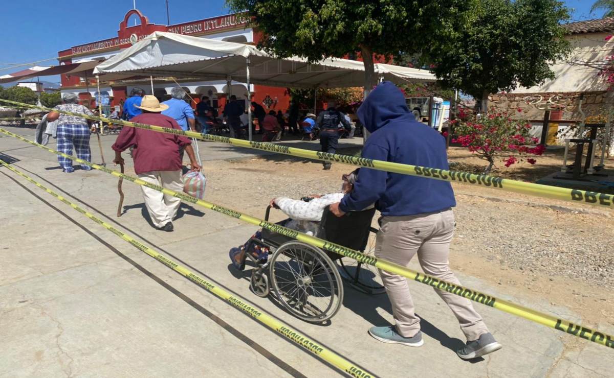 Comunidades indígenas de Oaxaca deben decidir sobre vacuna antiCovid, pero sin información en lenguas