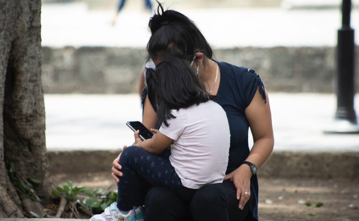 Oaxaca creará registro estatal de niños y adolescentes en orfandad, por asesinato de sus madres