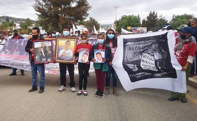 Acusan a FGR de retrasar el proceso judicial contra mandos policiacos por masacre de Nochixtlán en 2016