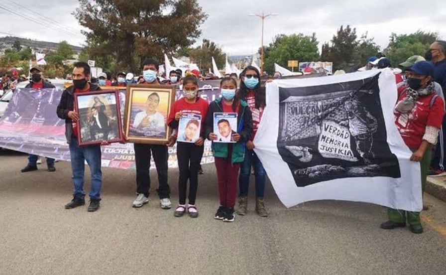 Acusan a FGR de retrasar el proceso judicial contra mandos policiacos por masacre de Nochixtlán en 2016