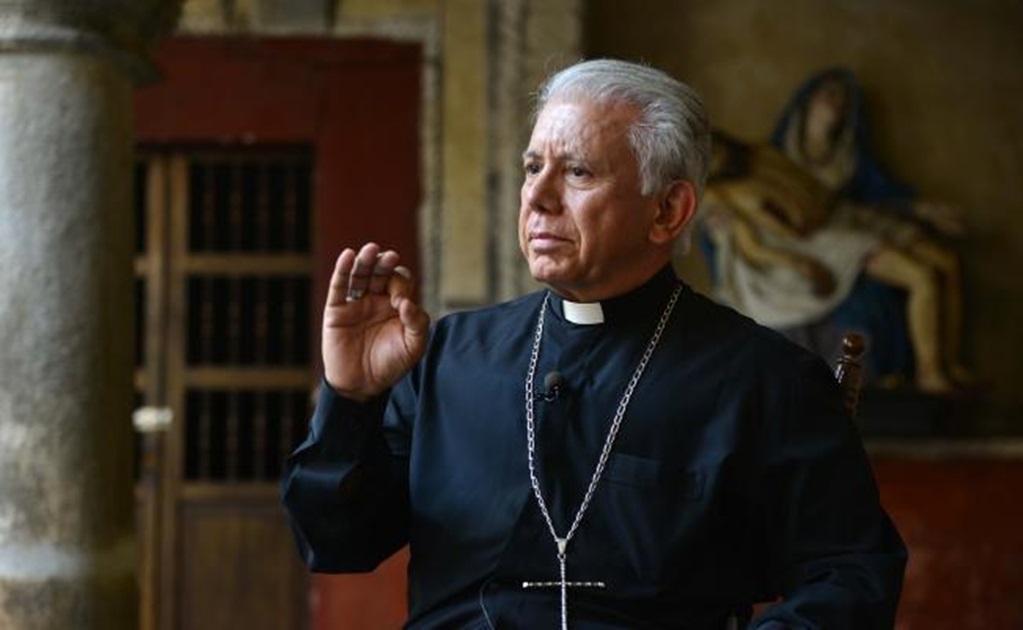 Estrategia de "abrazos, no balazos" es demagogia y hasta cierta complicidad, dice Obispo de Cuernavaca