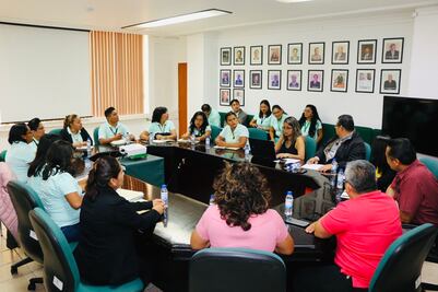 Trabajadores del gobierno de Oaxaca exigen auditoría en su sindicato; inician movimiento de resistencia