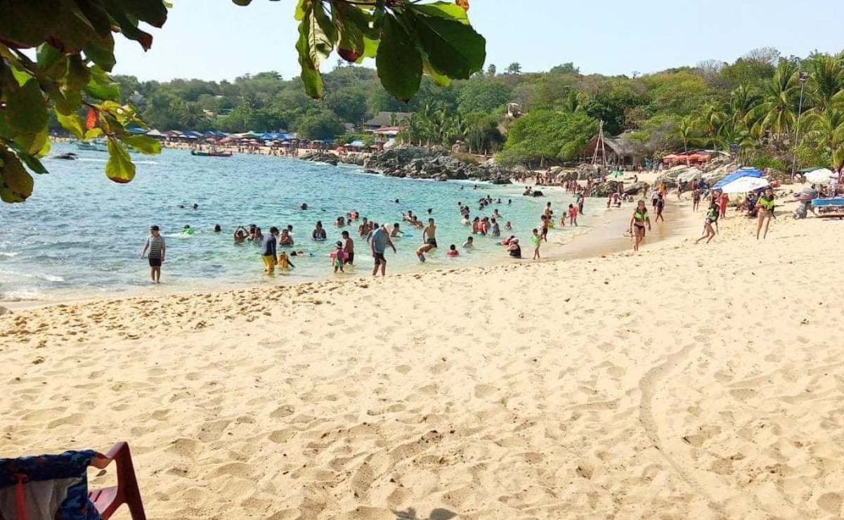 Ante aumento de muertes y contagios de Covid-19 en Oaxaca, cierran playas en Puerto Escondido