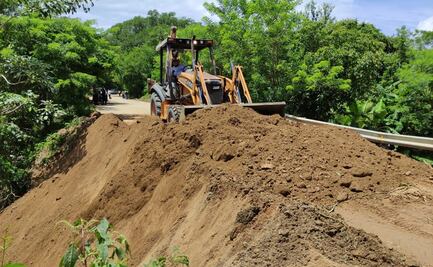 Lluvias han dejado afectaciones y derrumbes en carreteras de 5 de las 8 regiones de Oaxaca: CAO