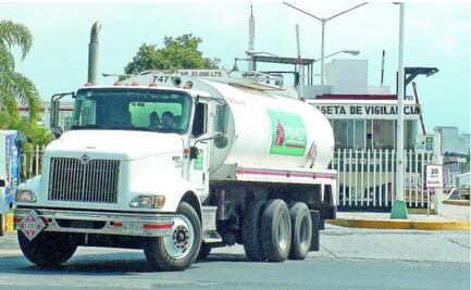 Crimen se ensaña con Pemex; roba sus pipas