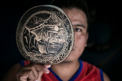 Buscan que arte de jícaras labradas llegue a galerías