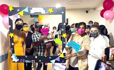 Entre porras, egresa niña de seis años que venció cáncer en Centro de Referencia del IMSS en Oaxaca
