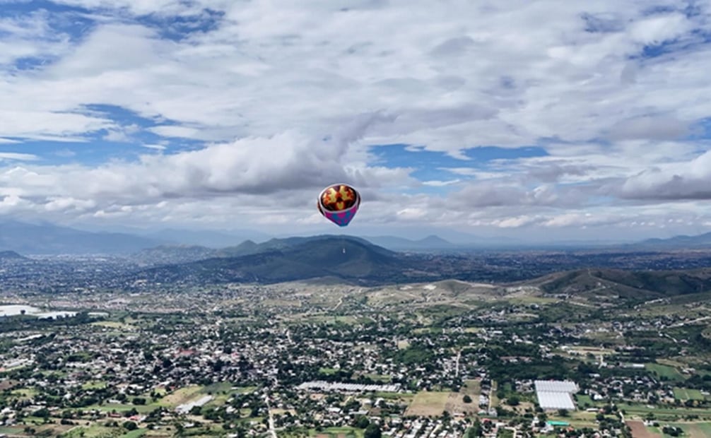 Festival de Globos de papel china en Oaxaca. Foto: IG@saymipinedavelasco