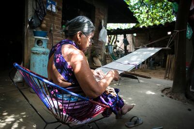 Vestidos de novia que nacen en telar de cintura