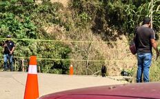 Sufre atentado Director de la Policía Municipal de Pluma Hidalgo; reportan un policía  fallecido