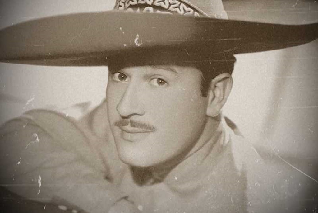 Cuando un pueblo cantó ante la muerte de Pedro Infante